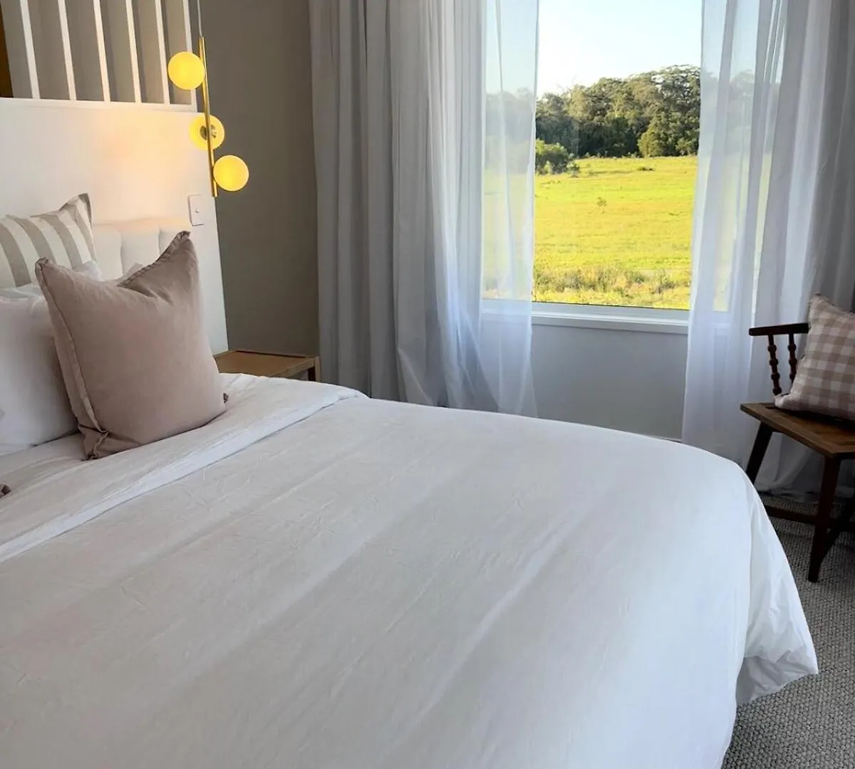Coco Haus - Luxury Family Oasis With Heated Pool Villa Palmview Holiday home